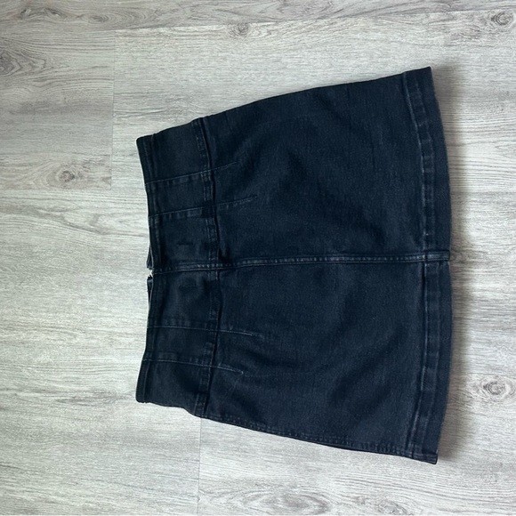We The Free Black Denim Mini Skirt Front Zipper Stretch Material size 31 - Picture 2 of 6